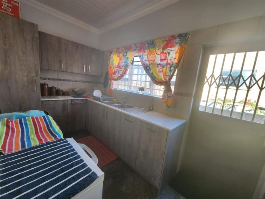 3 Bedroom Property for Sale in Stilbaai Wes Western Cape